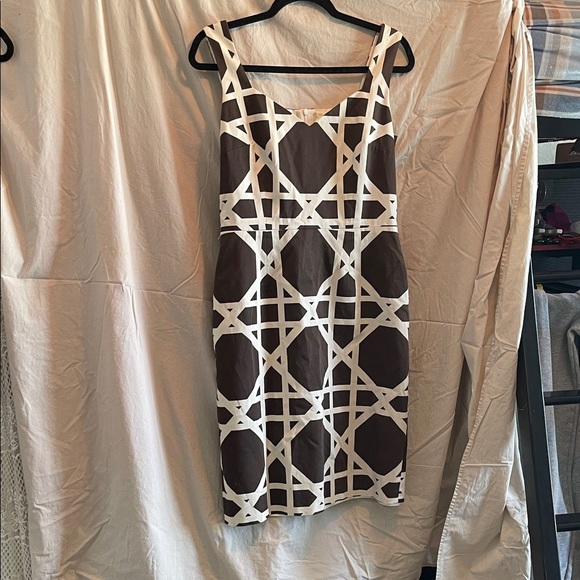 David Meister Brown and White Patterned Midi Dress - Picture 1 of 3